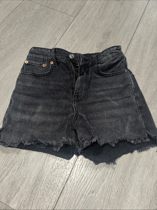 American Eagle Outfitters Other - American Eagle Outfitters Black Frayed-Hem Denim Shorts size 000